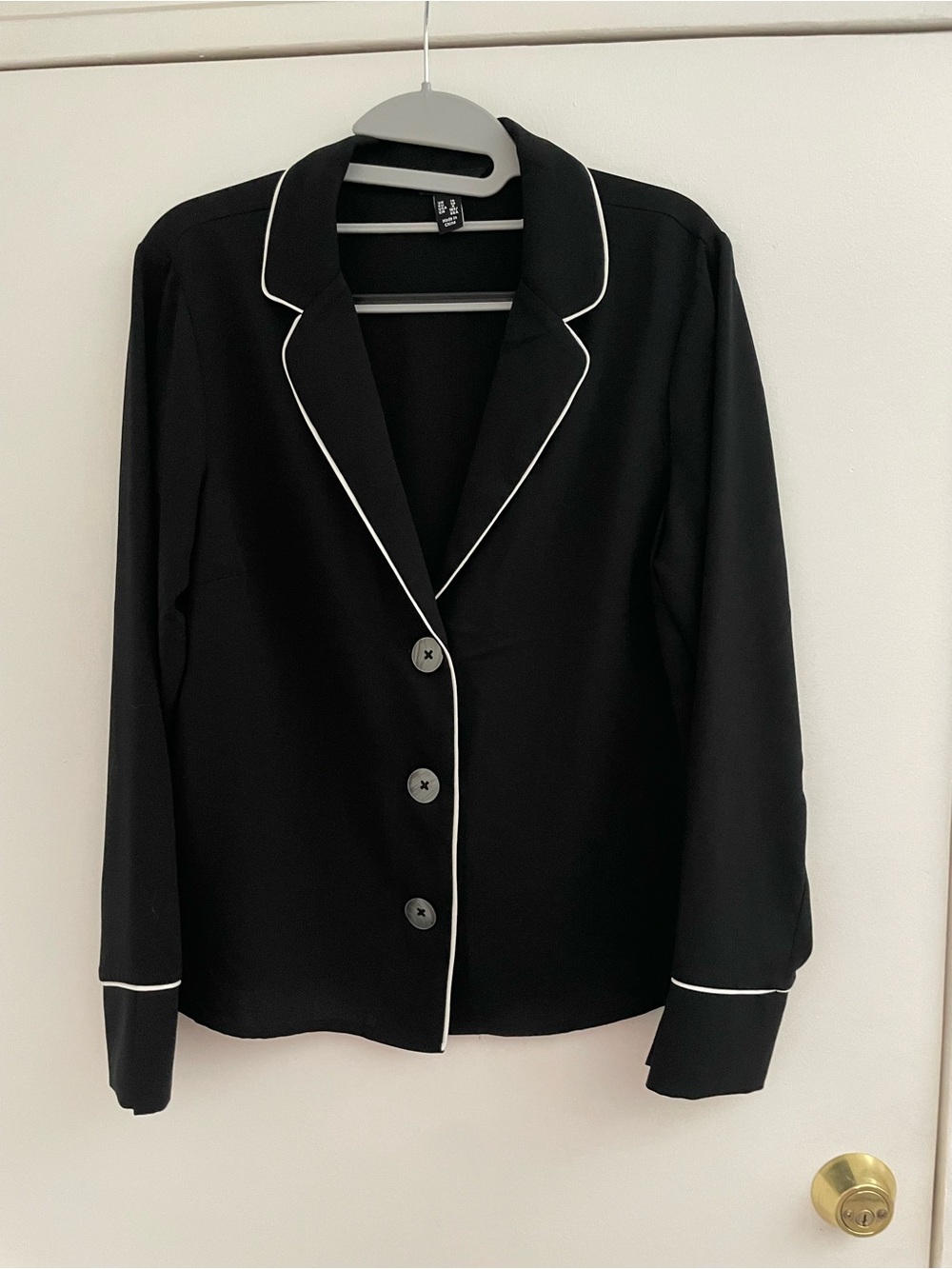 New Look black pajama style top, Size 6